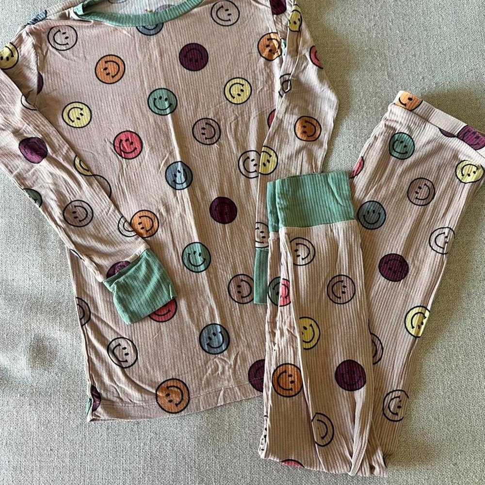 Kiki + Lulu Pajama Set Kids 9/10 Smiley Face Bamboo Ribbed Tan Multi Retro Boho